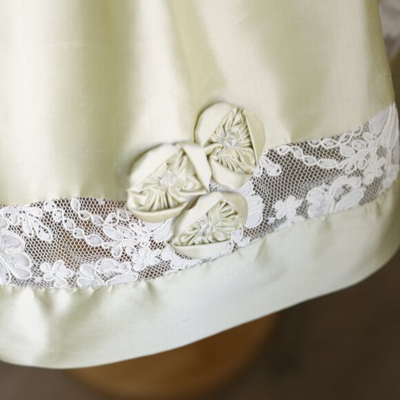 Green Silk and Ivory Lace Flower Girl Dress Special Occasion NWT - Picture 7 of 9